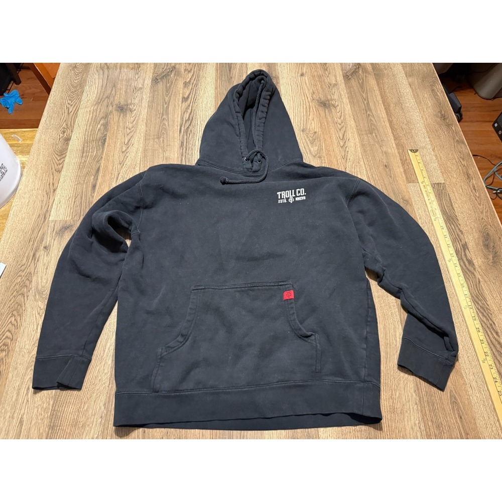 Troll Co. Sweatshirt Men's Size Large Black Pullover ESTD. TC MMXVII, Experience
